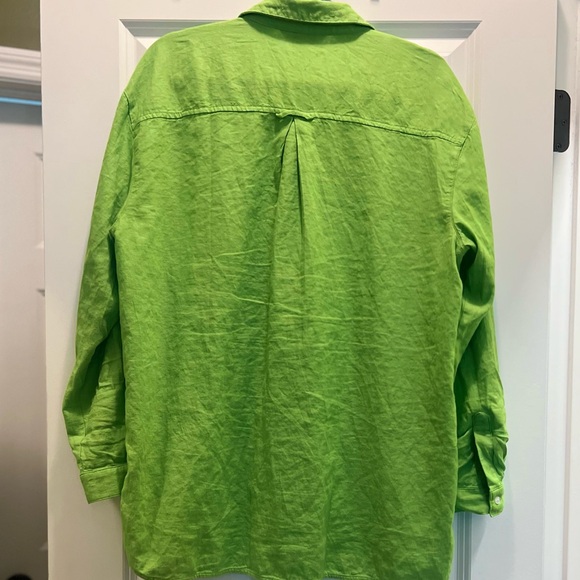 3/$19 Old Navy Linen-Blend Boyfriend Shirt - Picture 10 of 12